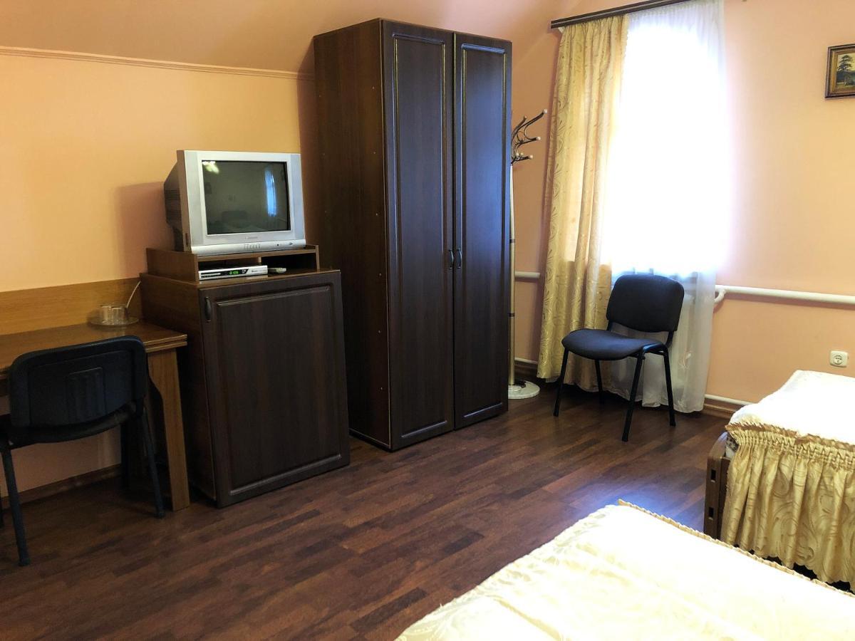 Comfort Hotel Chervonograd Buitenkant foto