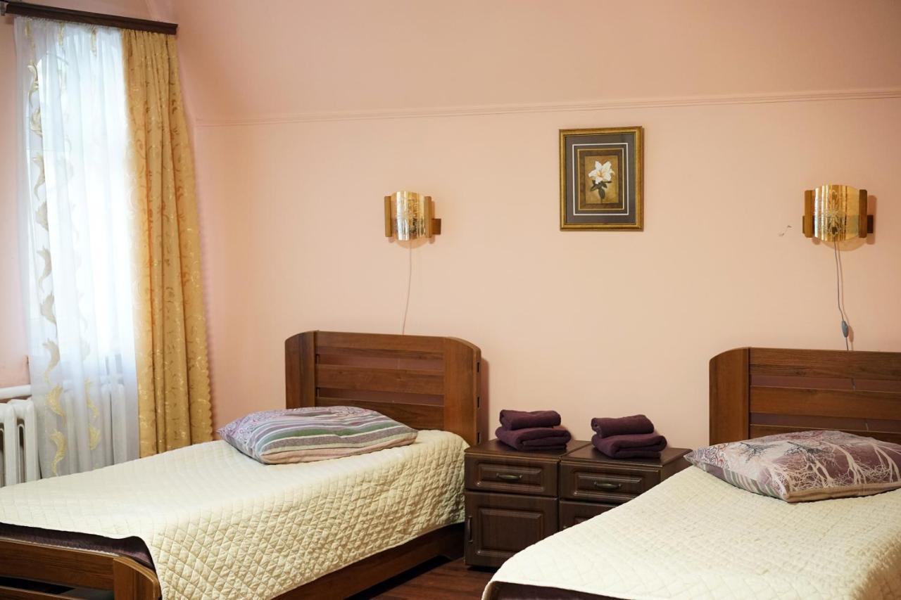 Comfort Hotel Chervonograd Buitenkant foto