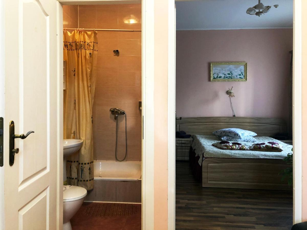 Comfort Hotel Chervonograd Buitenkant foto