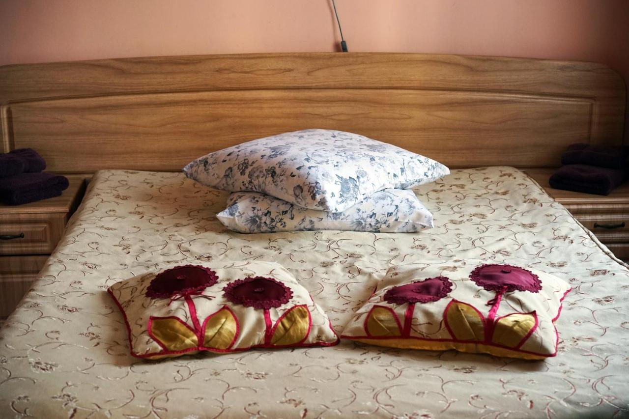 Comfort Hotel Chervonograd Buitenkant foto