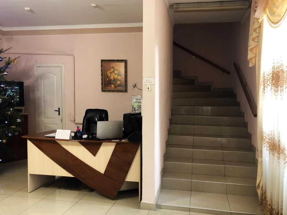 Comfort Hotel Chervonograd Buitenkant foto