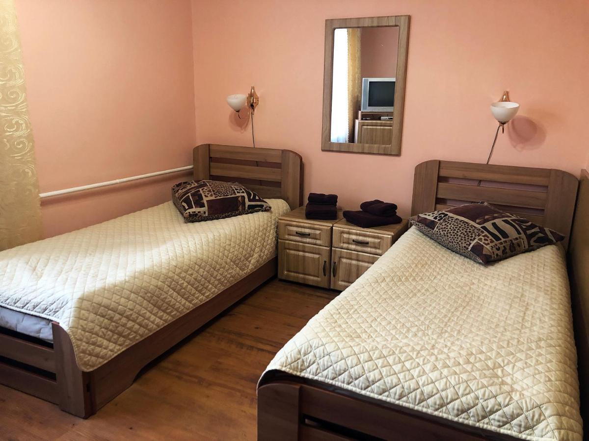 Comfort Hotel Chervonograd Buitenkant foto
